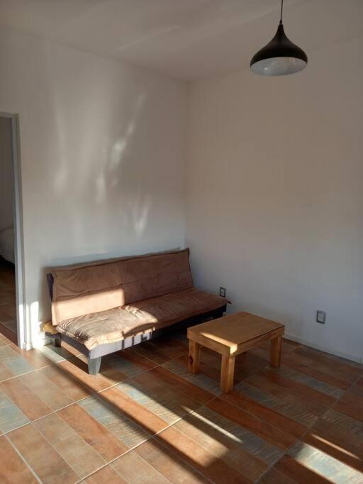 Comoda Casa Con Jardin En Colonia Del Sacramento Eksteriør bilde
