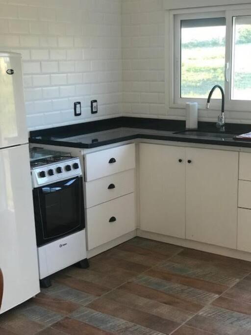 Comoda Casa Con Jardin En Colonia Del Sacramento Eksteriør bilde