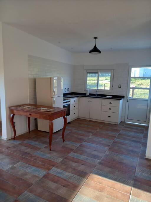 Comoda Casa Con Jardin En Colonia Del Sacramento Eksteriør bilde