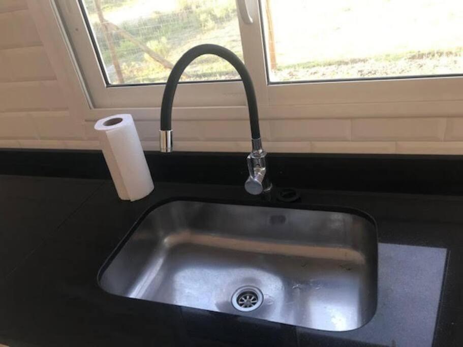 Comoda Casa Con Jardin En Colonia Del Sacramento Eksteriør bilde